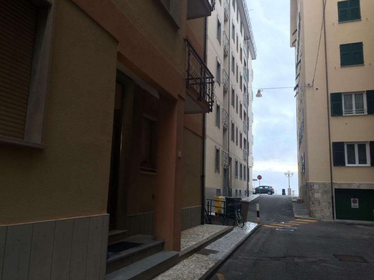 شقة Casa Gli Scogli كيافاري المظهر الخارجي الصورة
