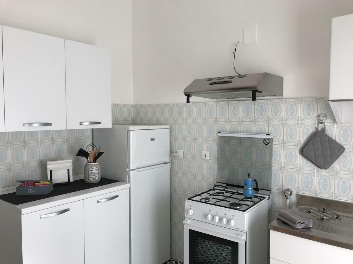 شقة Casa Gli Scogli كيافاري المظهر الخارجي الصورة